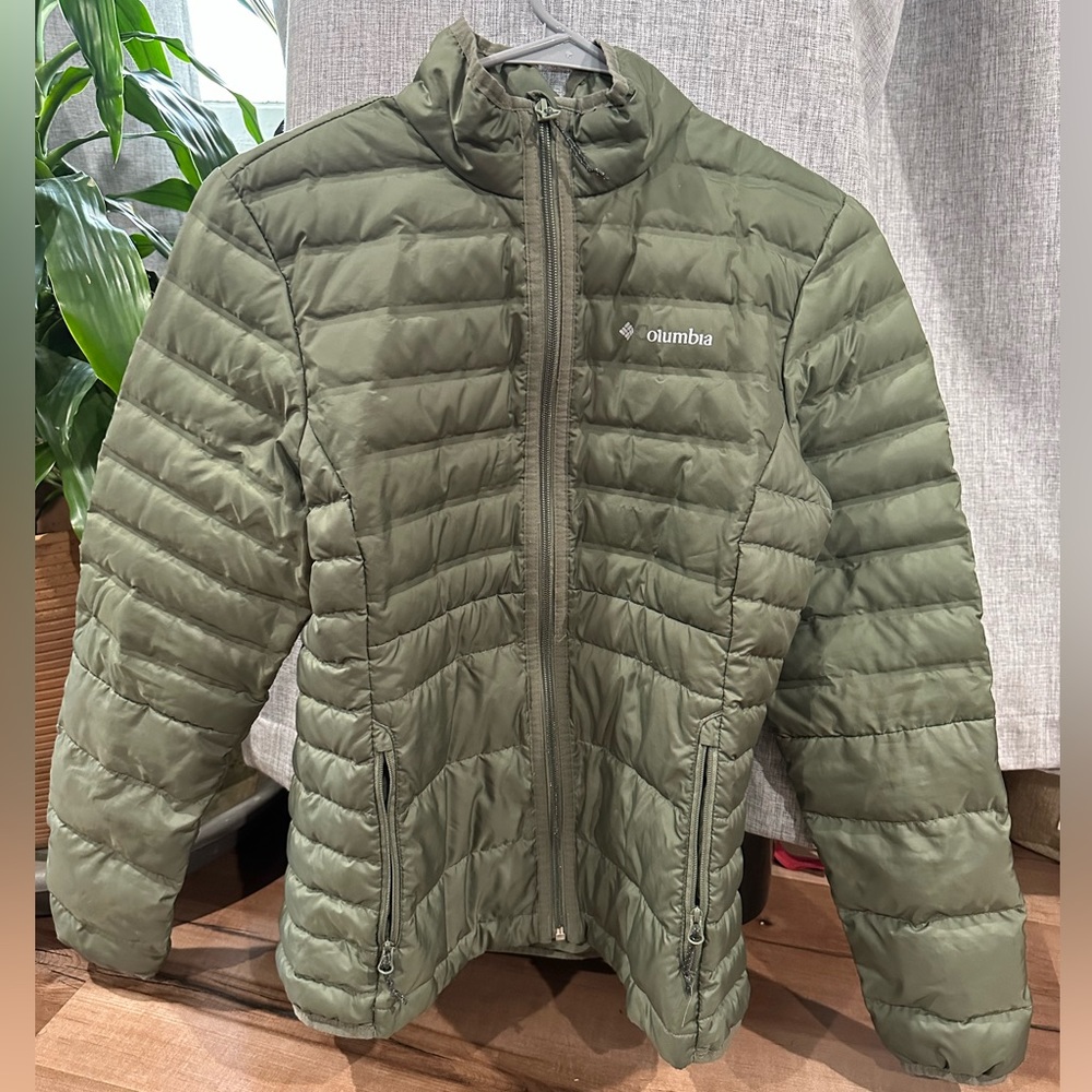 Two tone green Columbia jacket